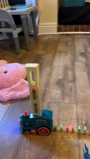 قطار دومینو چین موزیکال